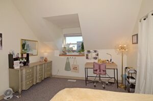 Bedroom alt view
